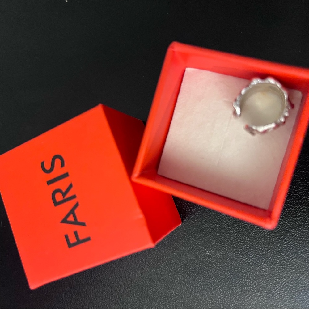 Faris ear cuff